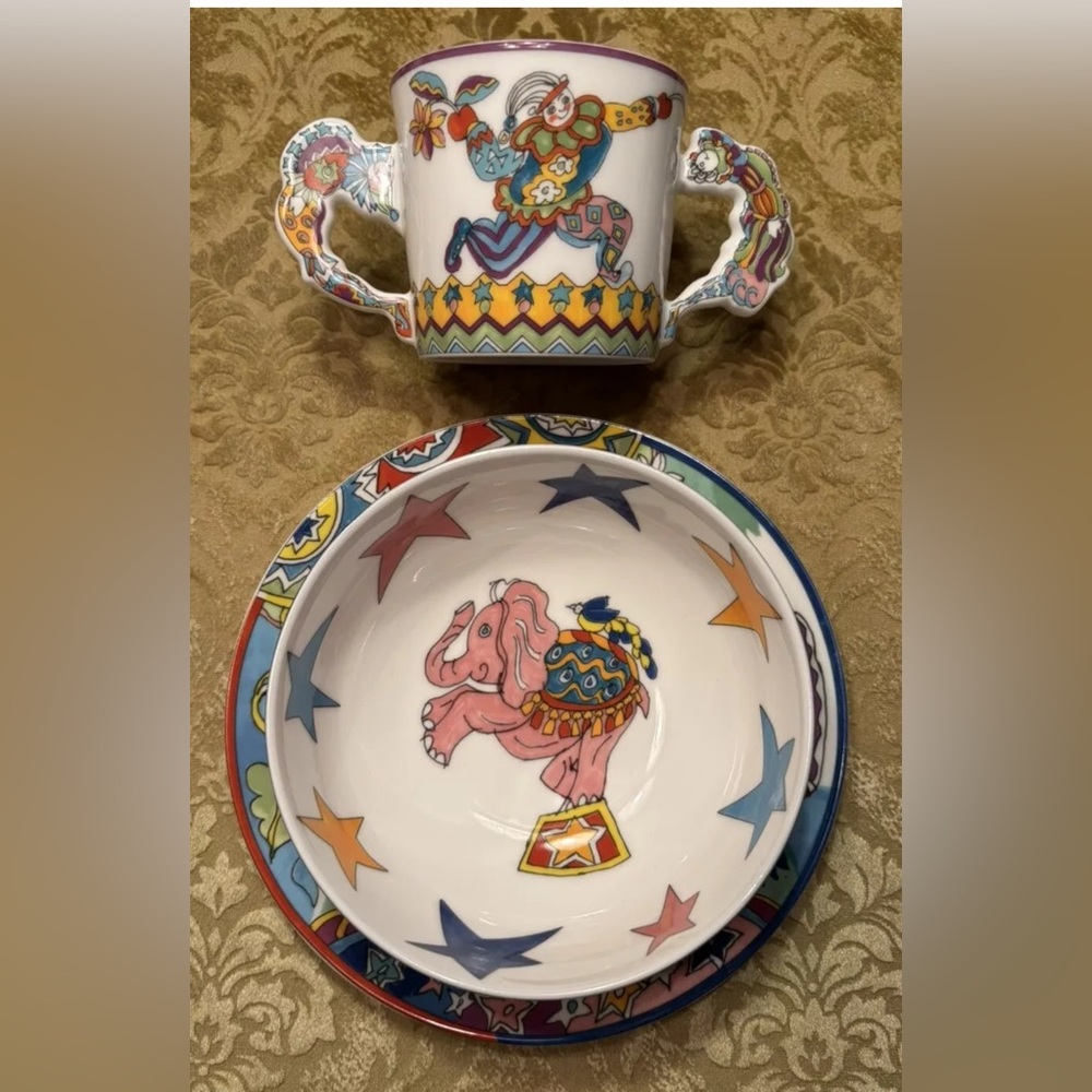 Tiffany & Co. “Fantasy” MUG &Two PLATES  ~ Gene Moore ~ 1997 Mint
